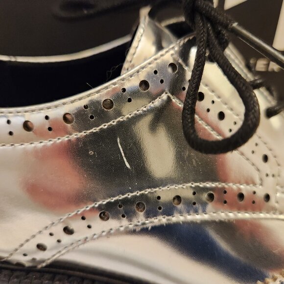 Marc Fisher Silver Leather "Perrie" lace up oxfords. Women. Size Various. NIB - Picture 12 of 12